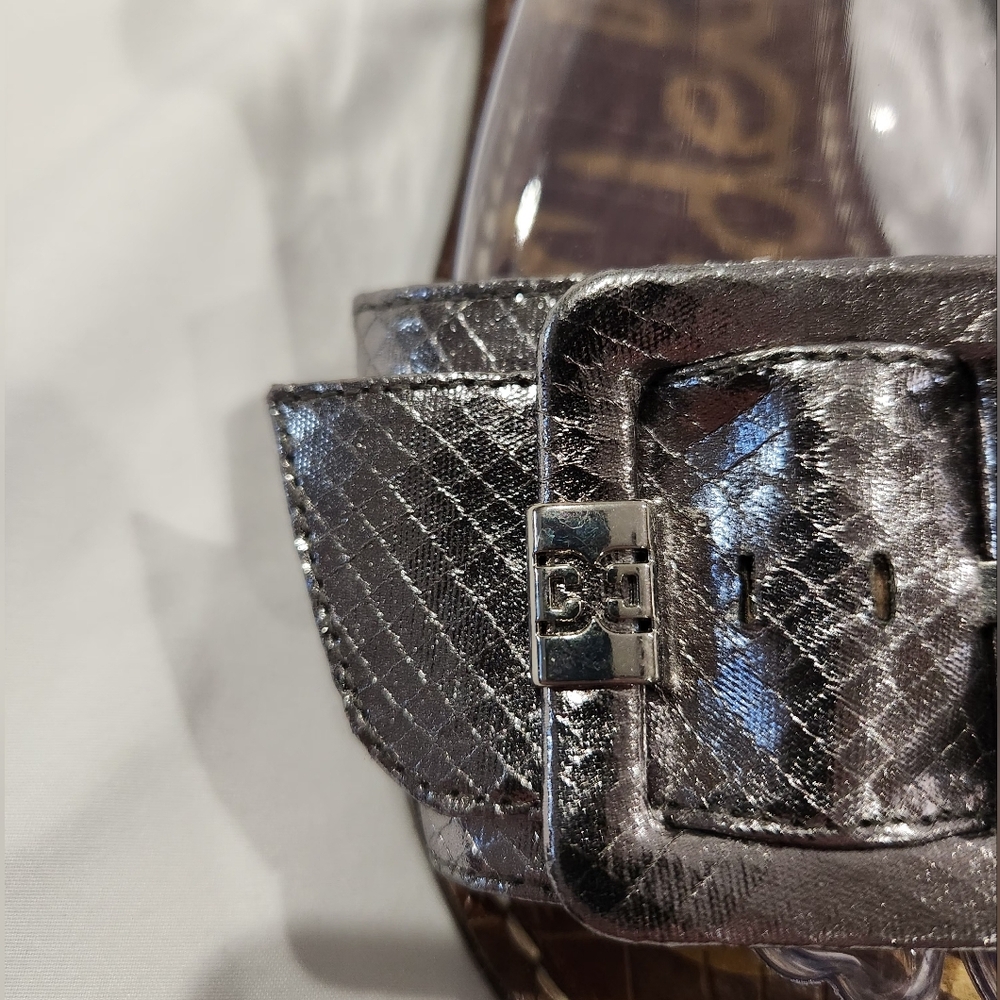 Sam Edelman Granada Snake Skin Embossed Metallic Silver Sandals With Big Buckle - Picture 5 of 8